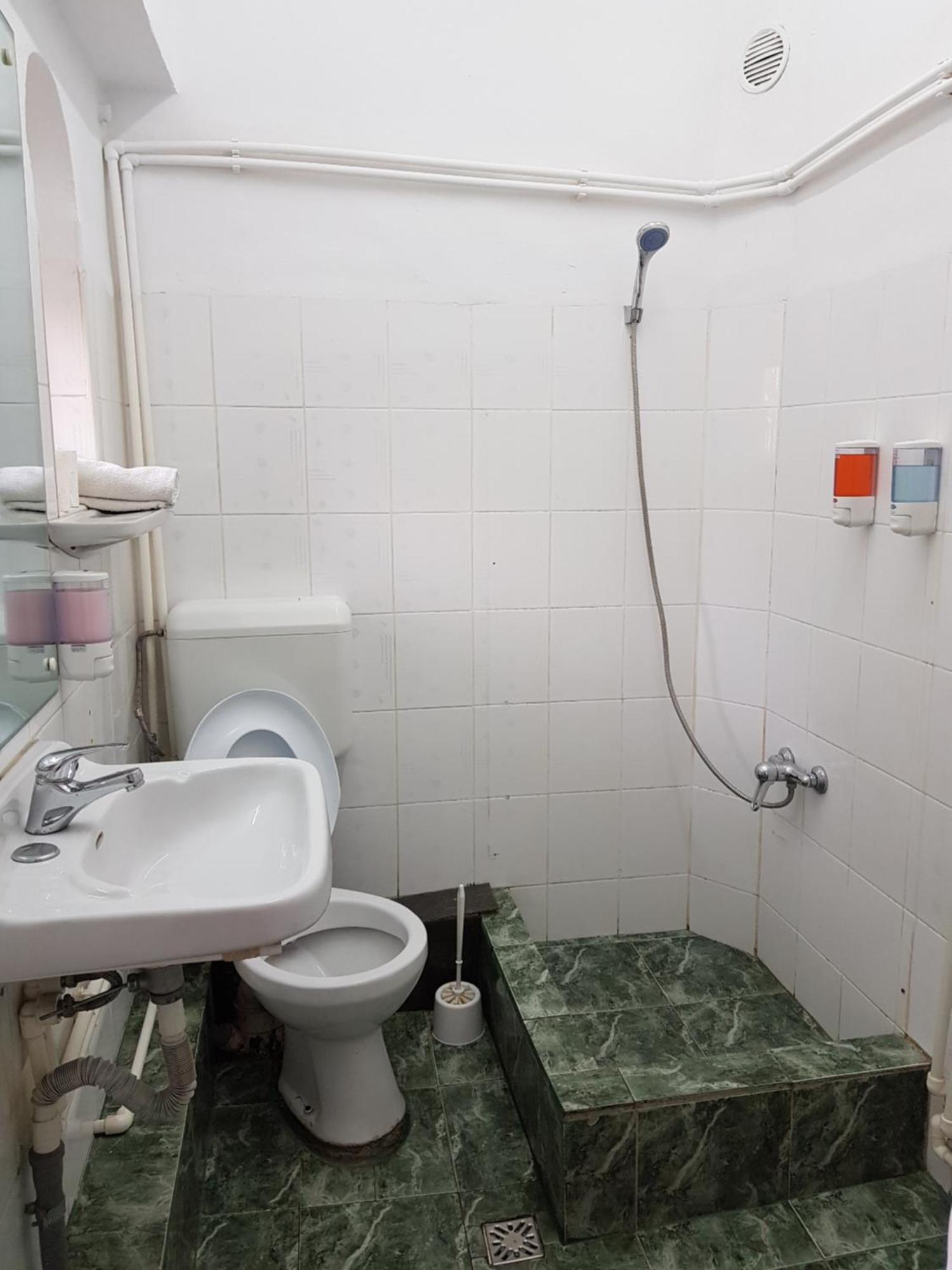 12 Residence Cotroceni Bukarest Exteriör bild