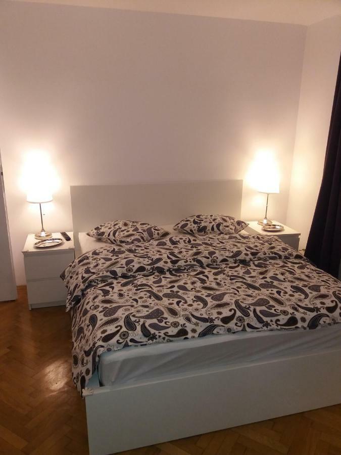 12 Residence Cotroceni Bukarest Exteriör bild