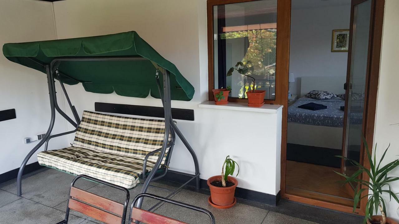 12 Residence Cotroceni Bukarest Exteriör bild